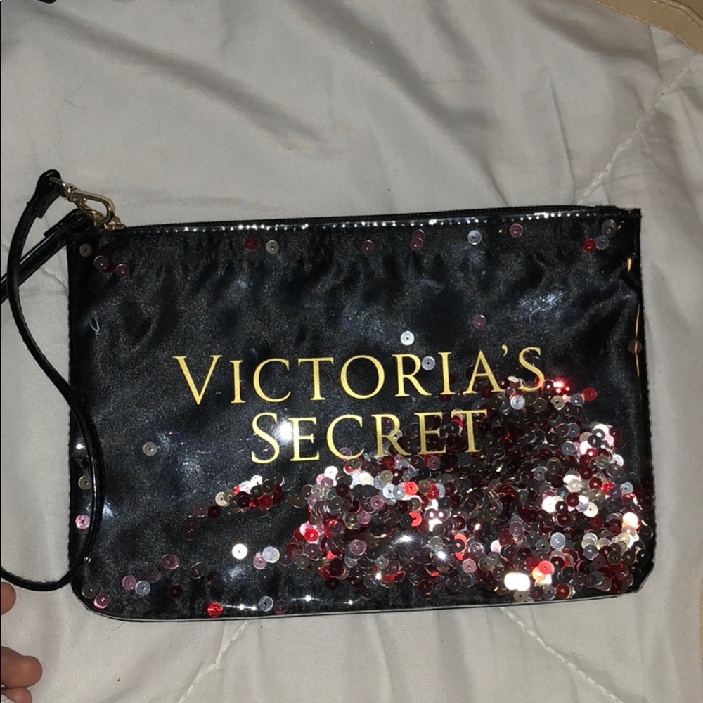 Victoria secret bundleeee💕💕🦄🦄🦄
